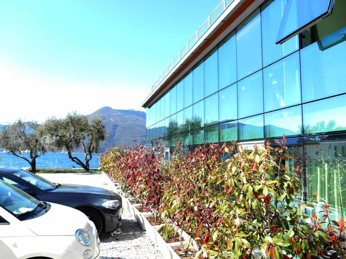Direttamente Al Lago Apartments Marone Rum bild