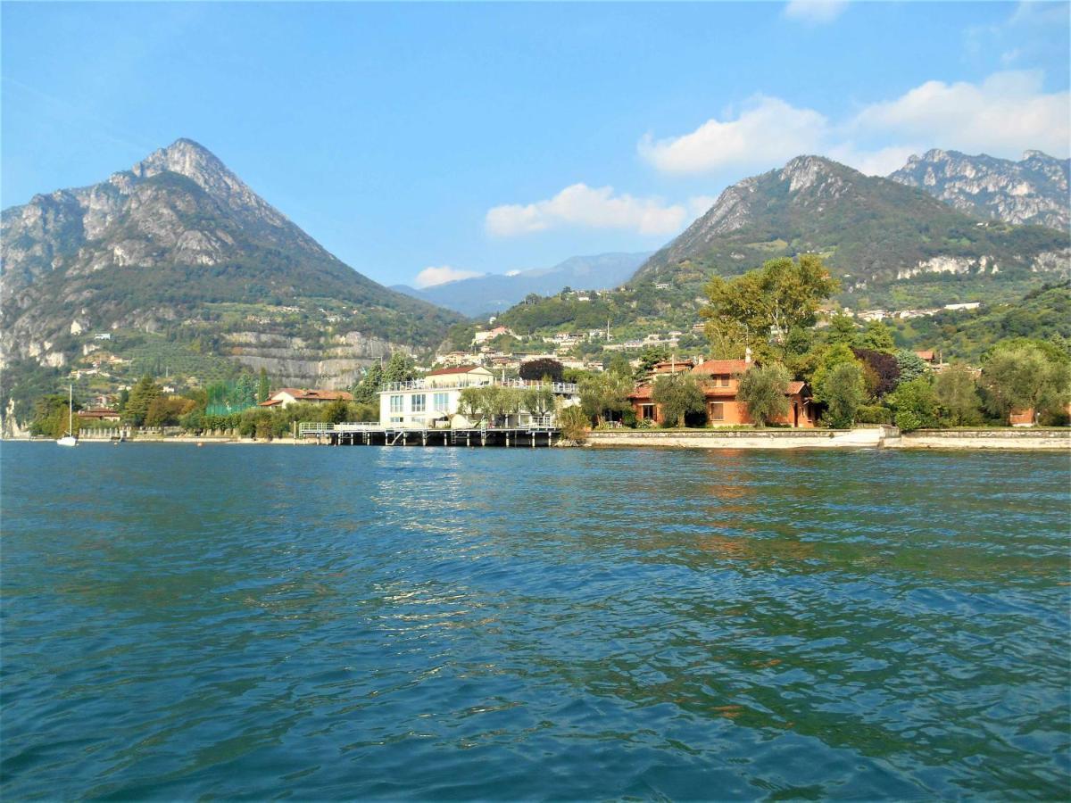 Direttamente Al Lago Apartments Marone Exteriör bild