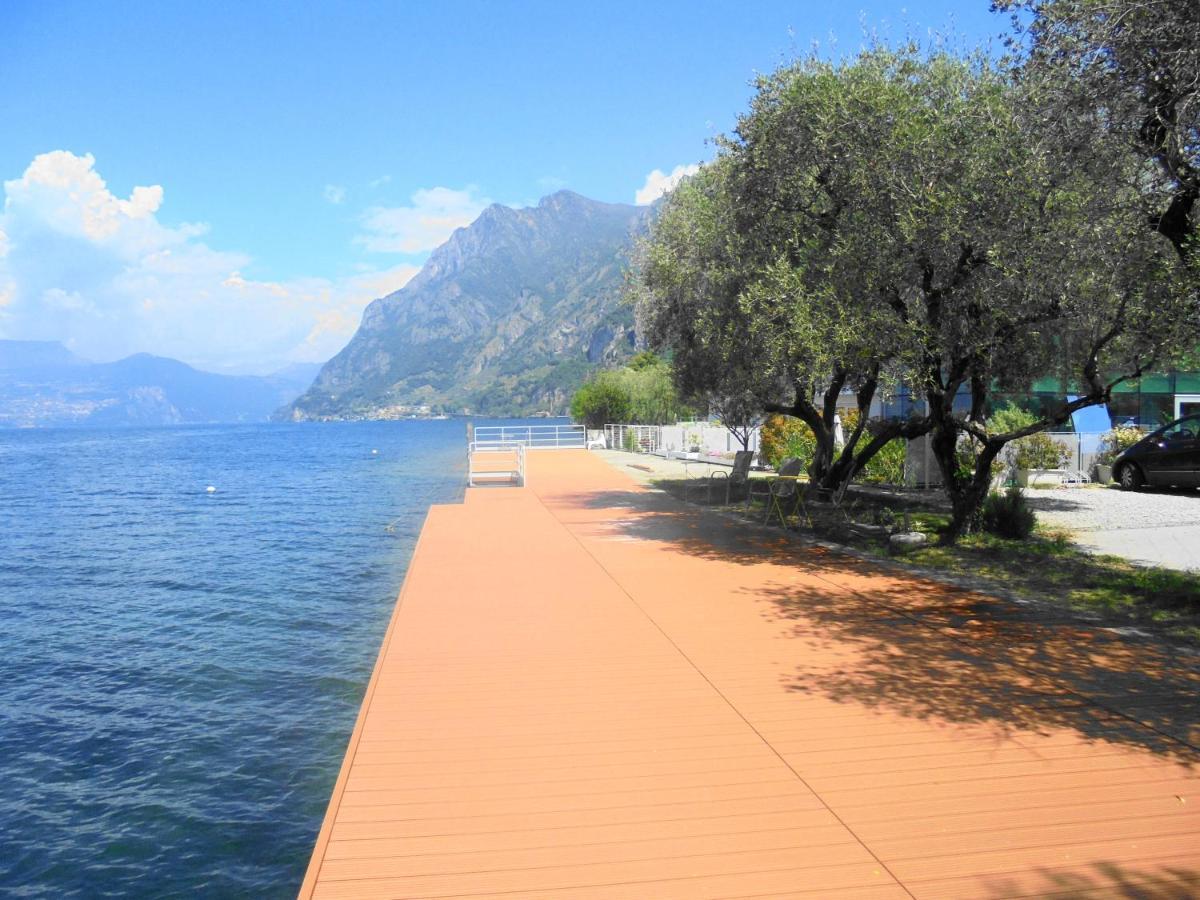 Direttamente Al Lago Apartments Marone Exteriör bild